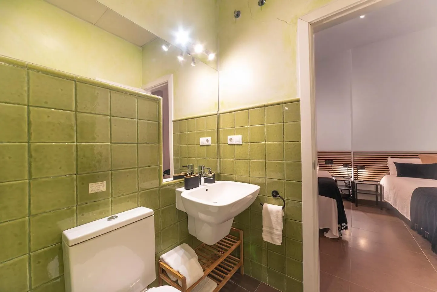 Alohamundi Campana II Apartment Seville Spain